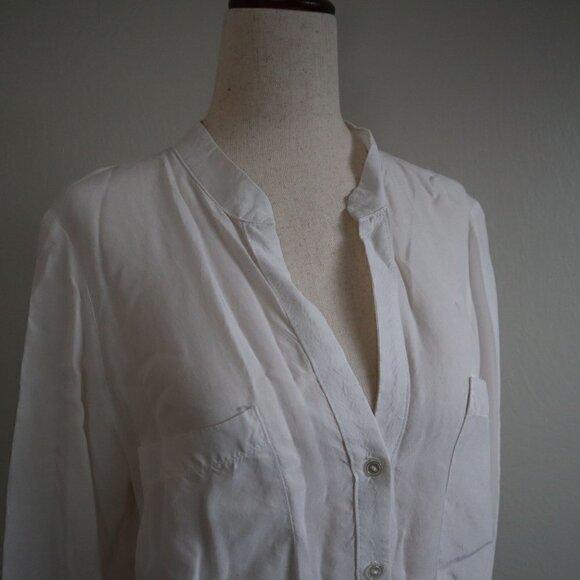 Natalie Busby White Button Down Blouse Size XS - Picture 3 of 7
